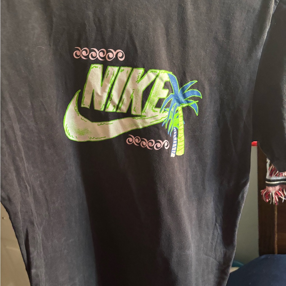 Nike Black Graphic T-Shirt